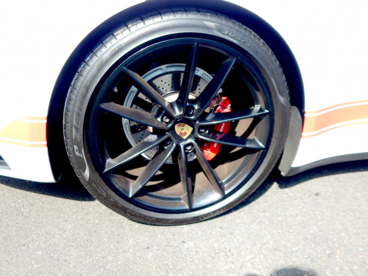 Used 2020 Porsche 911 Carrera image 19
