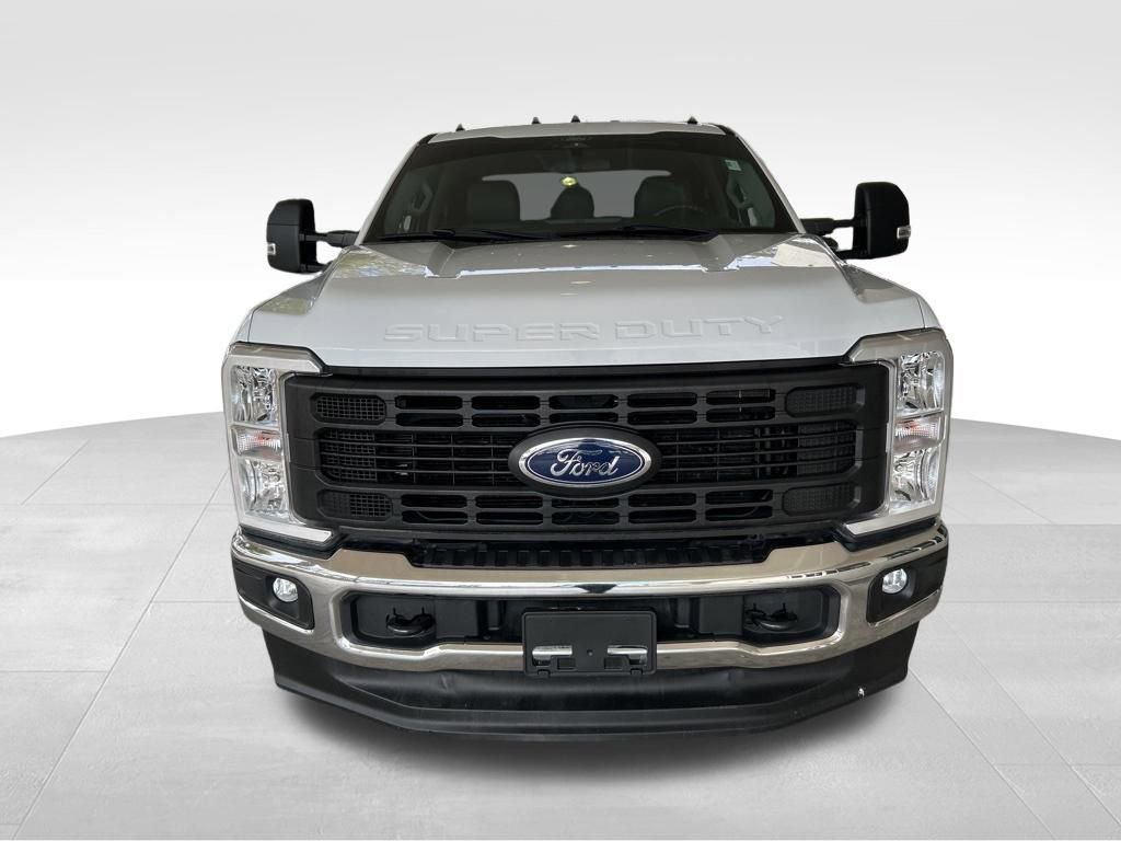 Used 2024 Ford F350 XL w/ FX4 Off-Road Package image 11