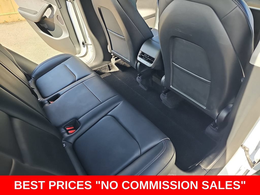 Used 2022 Tesla Model Y Performance AWD/4WD image 11