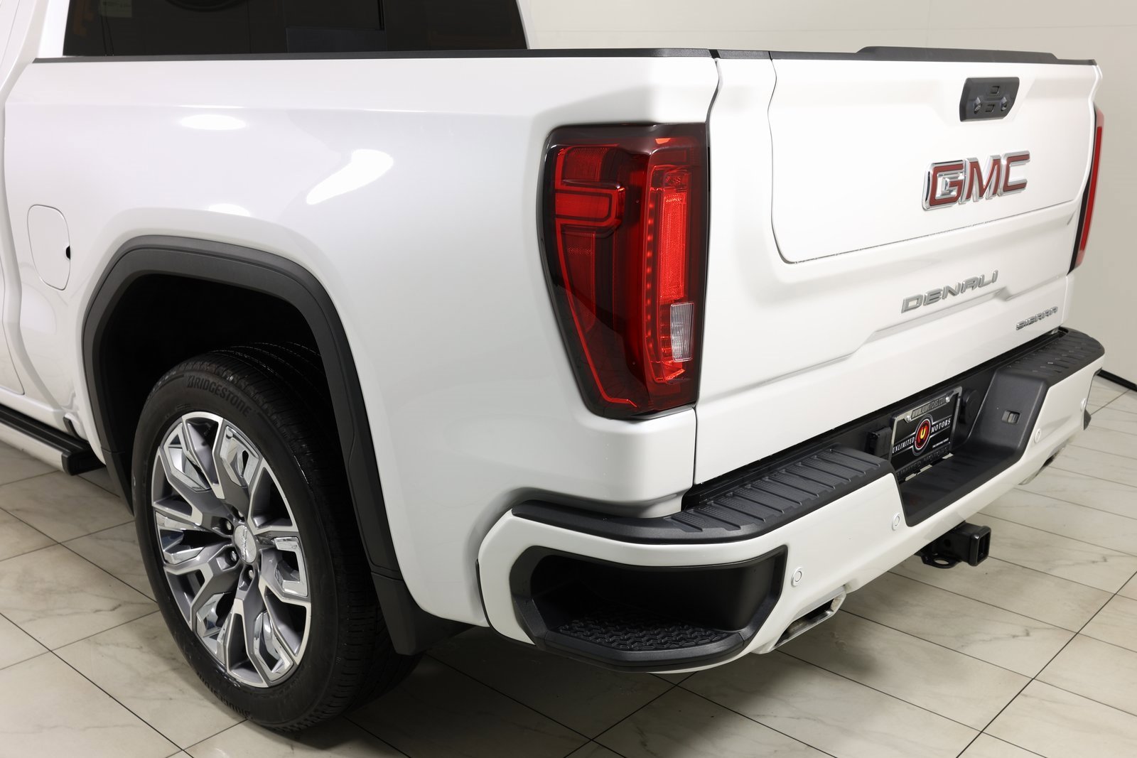 Used 2023 GMC Sierra 1500 Denali w/ Denali Reserve Package image 44