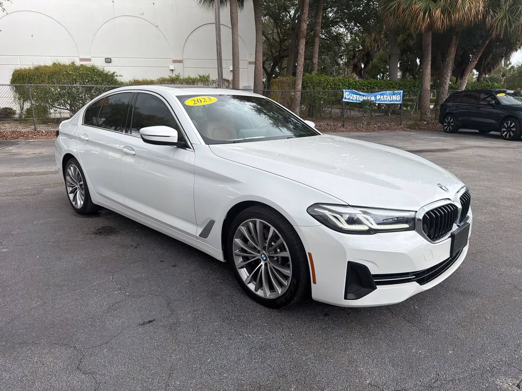 Used 2023 BMW 530i xDrive w/ Convenience Package AWD/4WD image 7