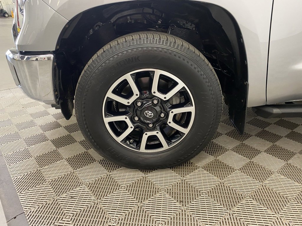 Used 2021 Toyota Tundra Limited image 6
