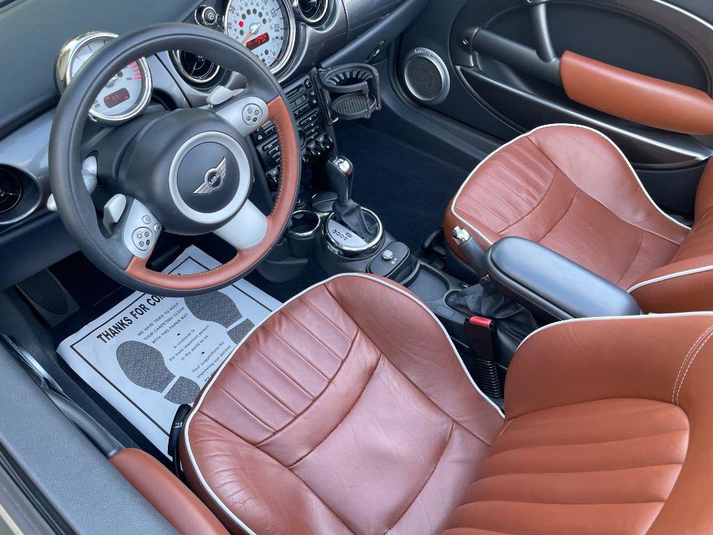 Used 2008 MINI Cooper Convertible w/ Sidewalk Pkg image 16