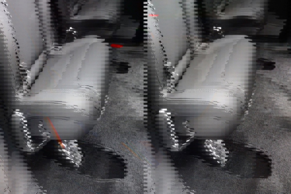 Used 2023 Tesla Model X 6 Seater AWD image 34