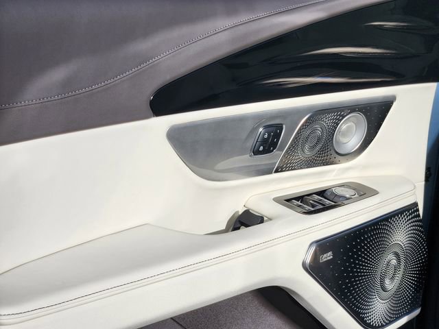 New 2025 Lincoln Nautilus Black Label image 9