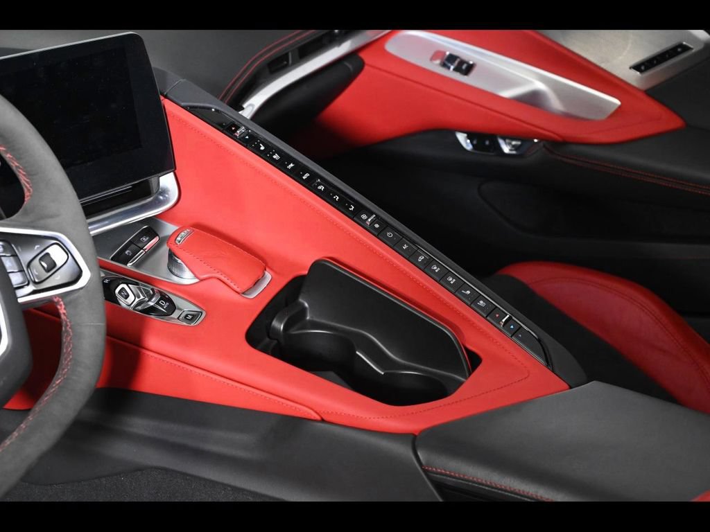 Used 2021 Chevrolet Corvette Stingray Preferred Conv w/ Z51 Performance Package RWD image 14