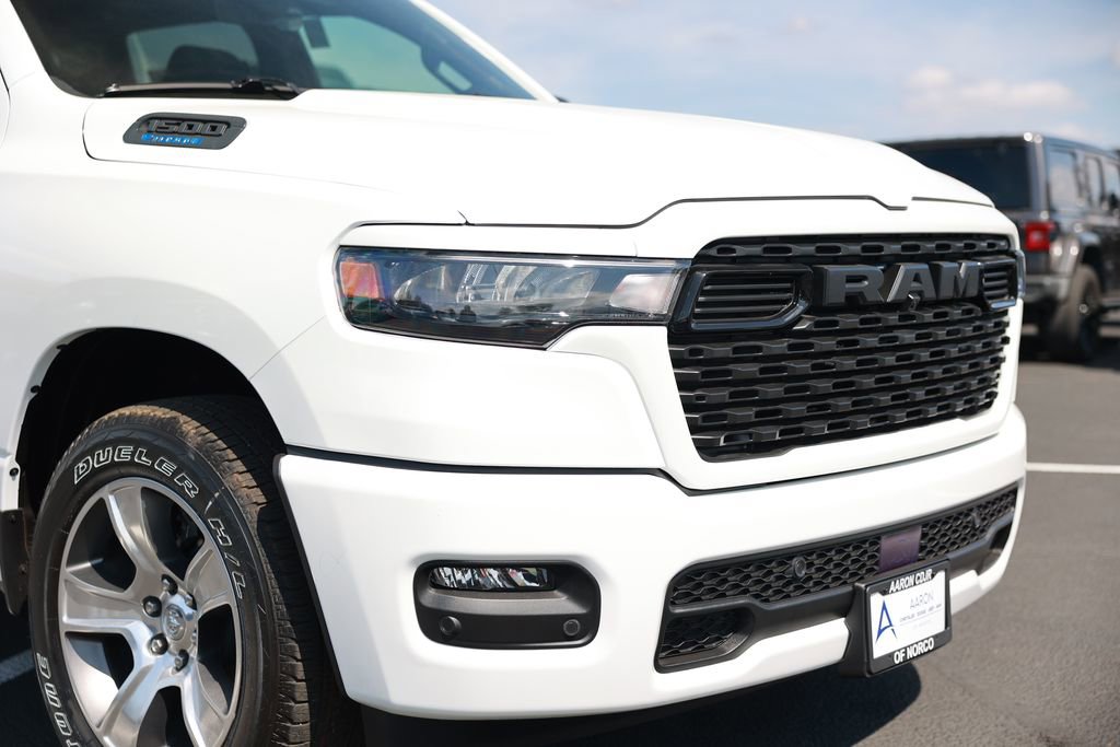 New 2026 RAM 1500 Express image 7
