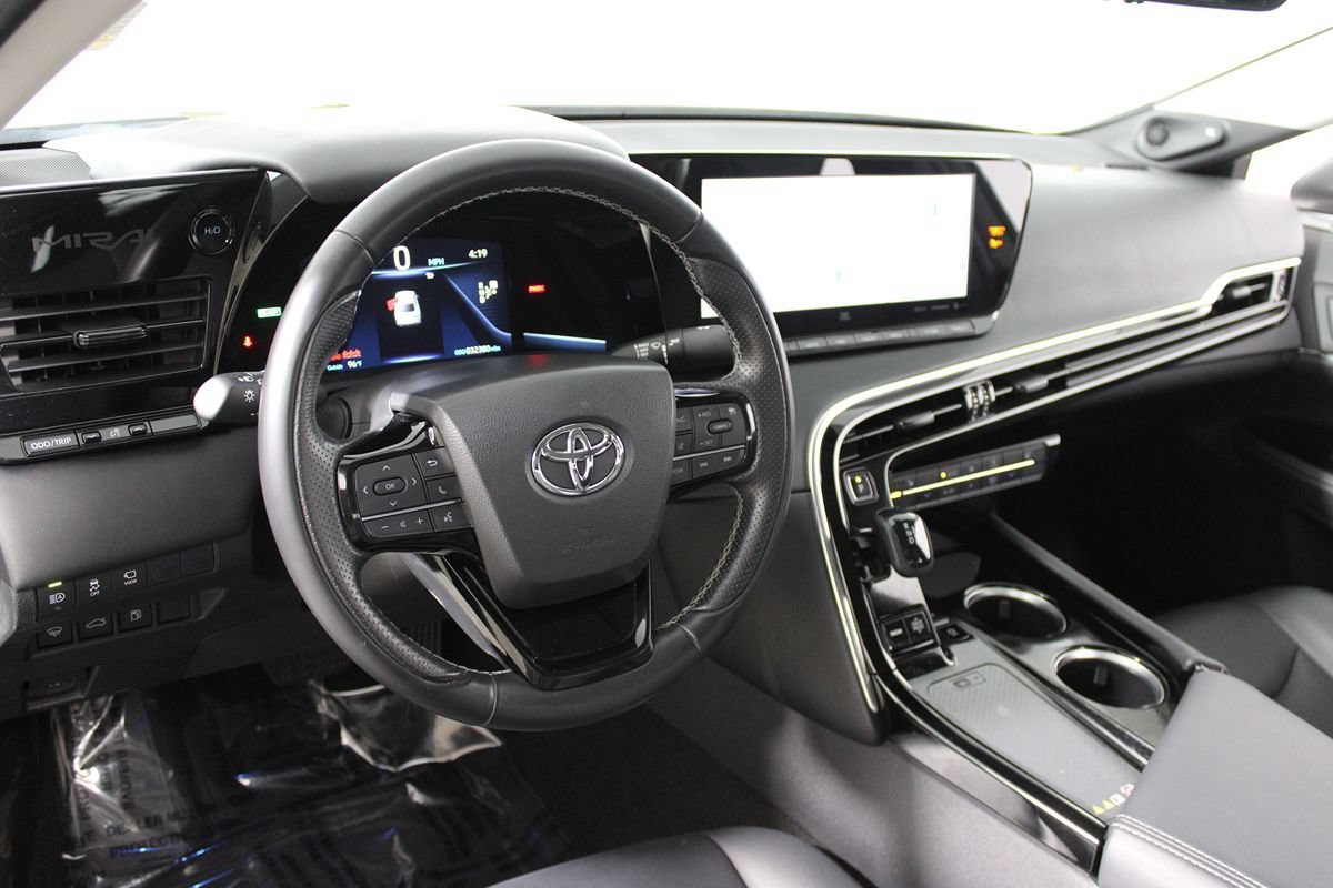 Used 2021 Toyota Mirai w/ Advanced Technology Package RWD image 12