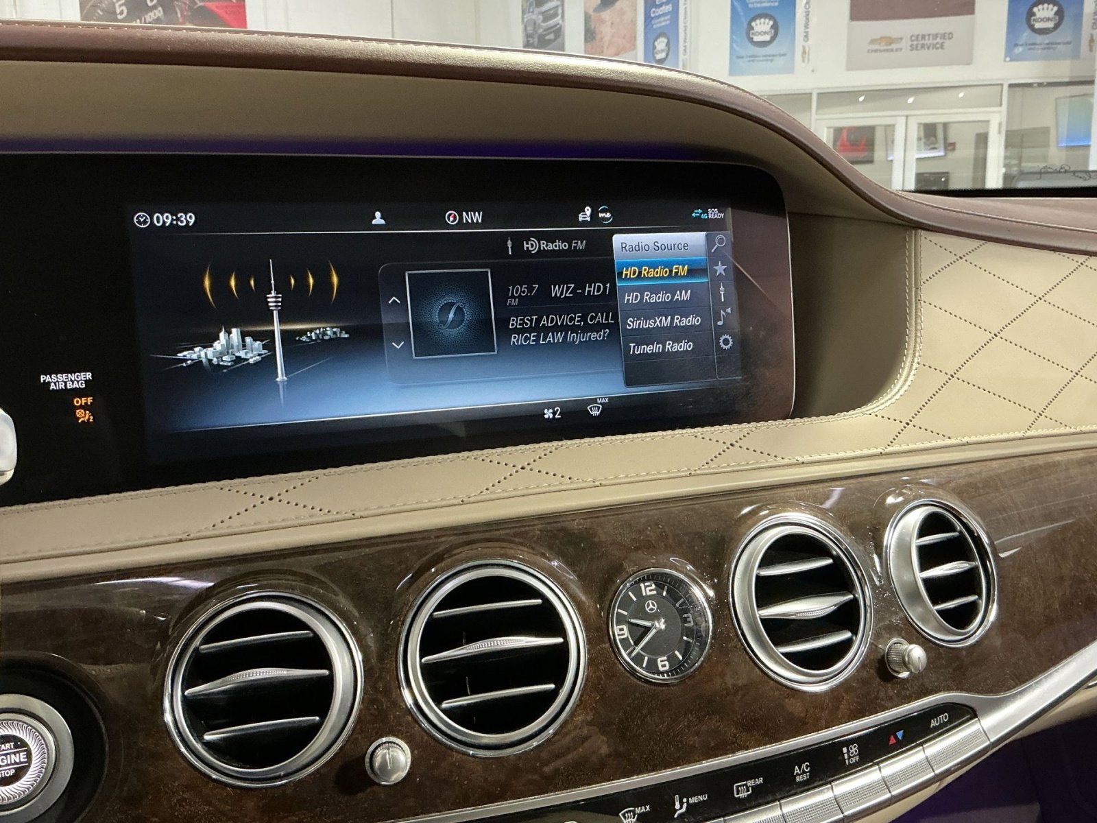 Used 2019 Mercedes-Benz S 560 4MATIC Sedan image 26