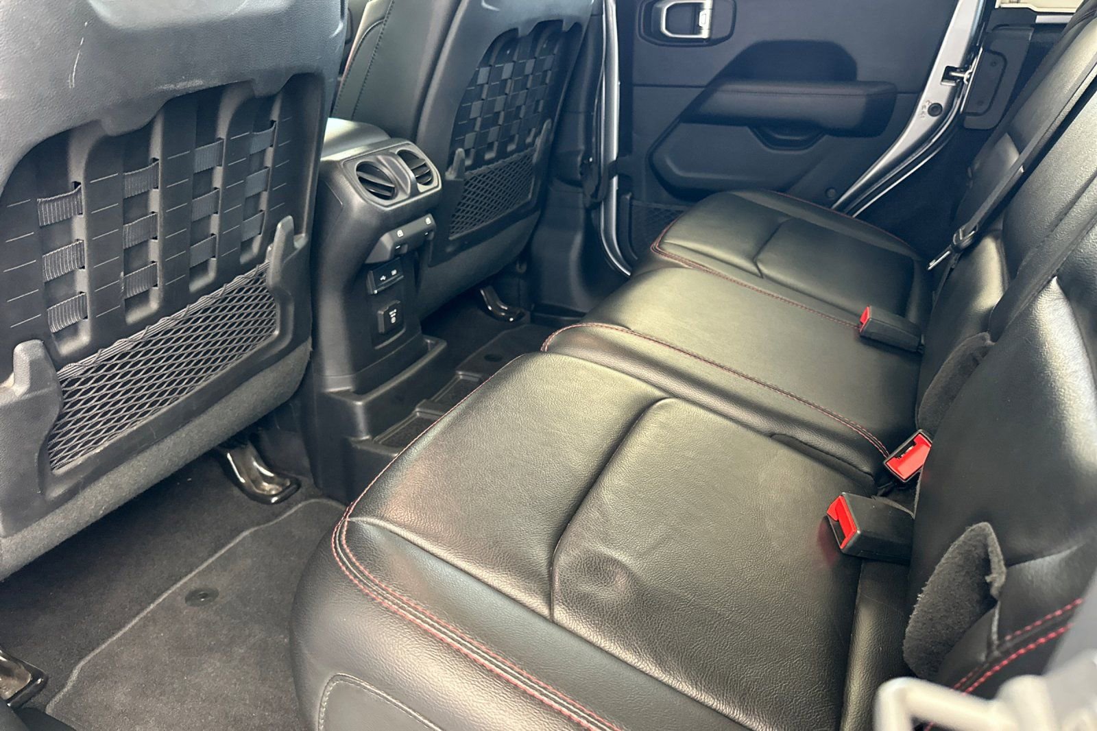 Used 2020 Jeep Wrangler Unlimited Rubicon AWD/4WD image 12