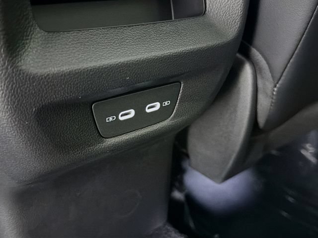 New 2026 Volkswagen Tiguan SE FWD image 27