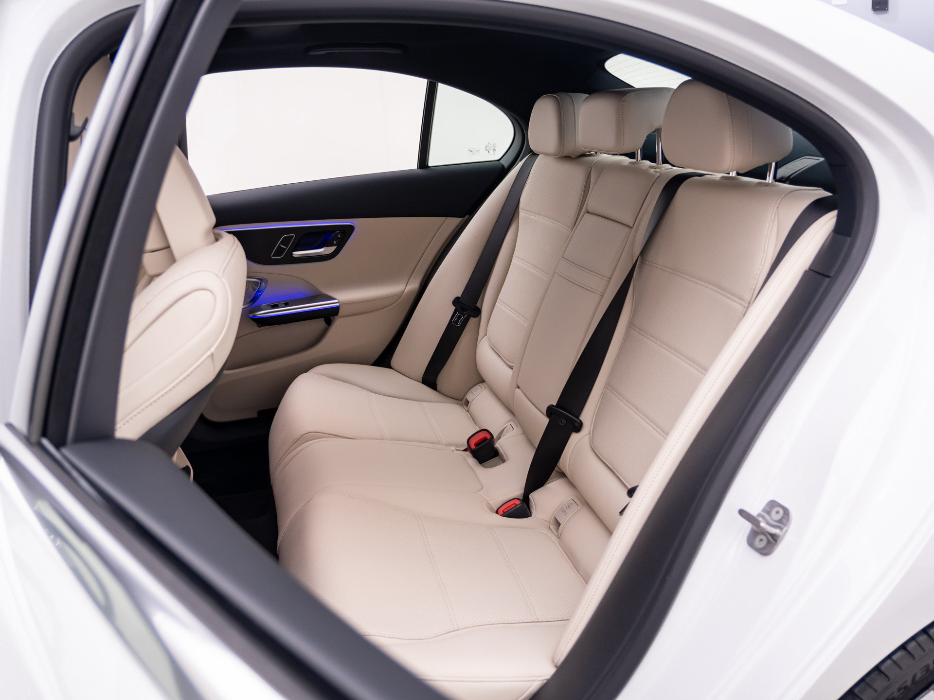 New 2026 Mercedes-Benz C 300 4MATIC Sedan image 17