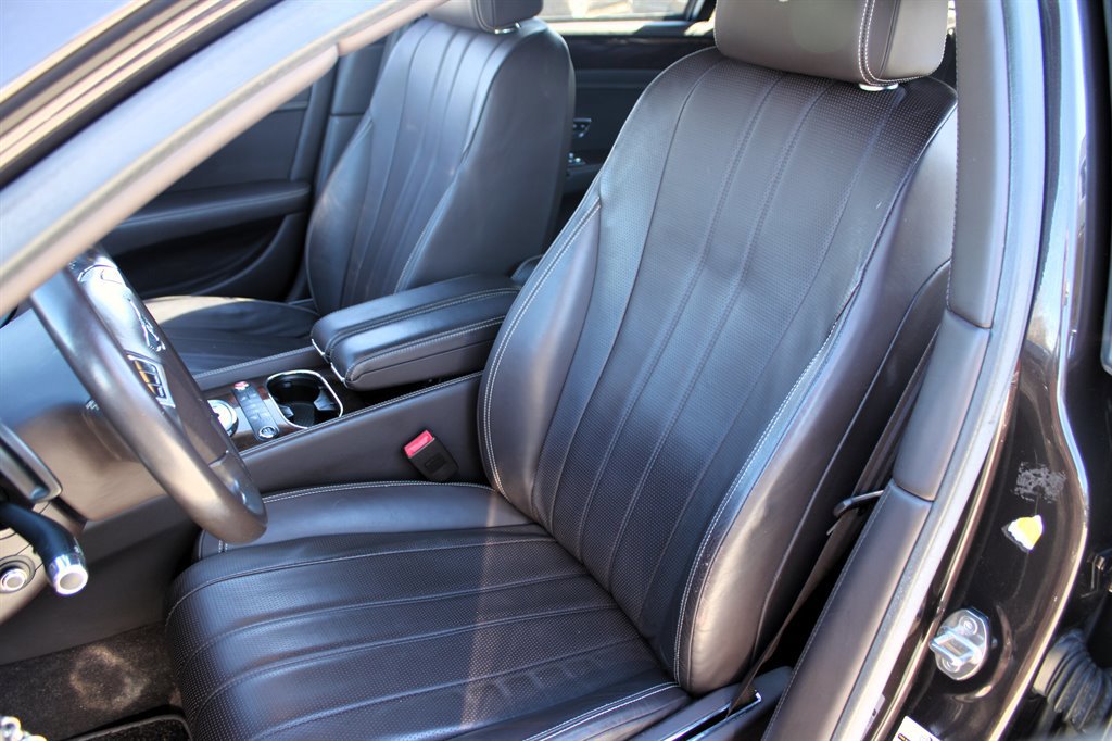 Used 2015 Bentley Flying Spur W12 image 16