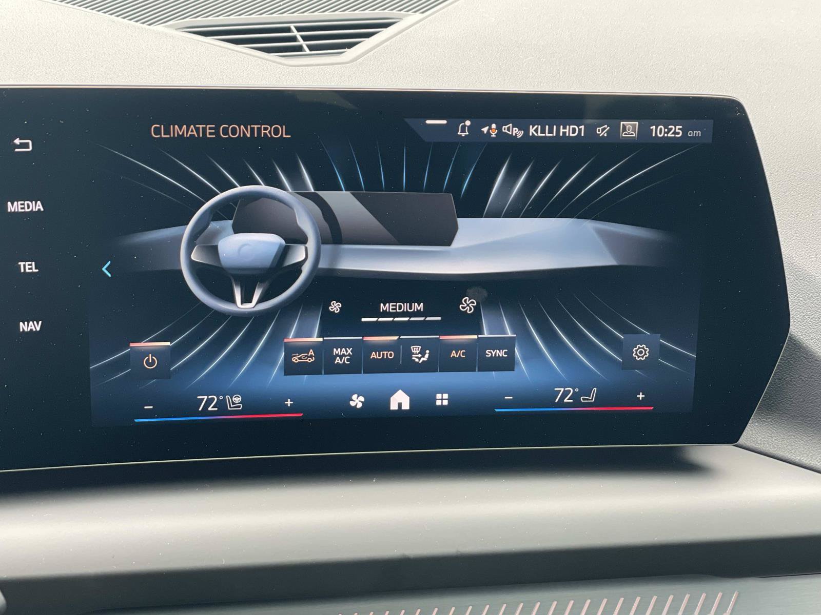 New 2026 BMW 228i xDrive w/ Technology Package AWD/4WD image 16