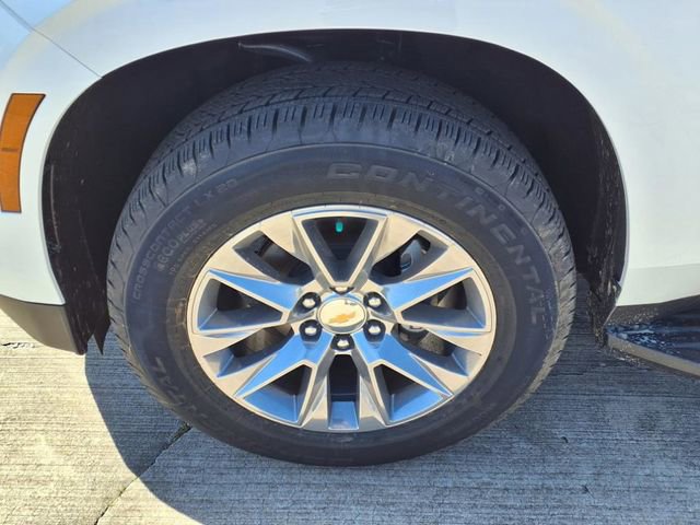 Used 2025 Chevrolet Tahoe Premier w/ Sun And Tow Package image 23