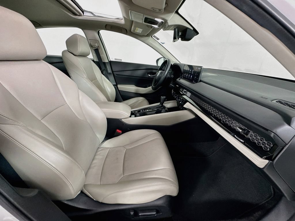 Used 2023 Honda Accord EX-L image 35