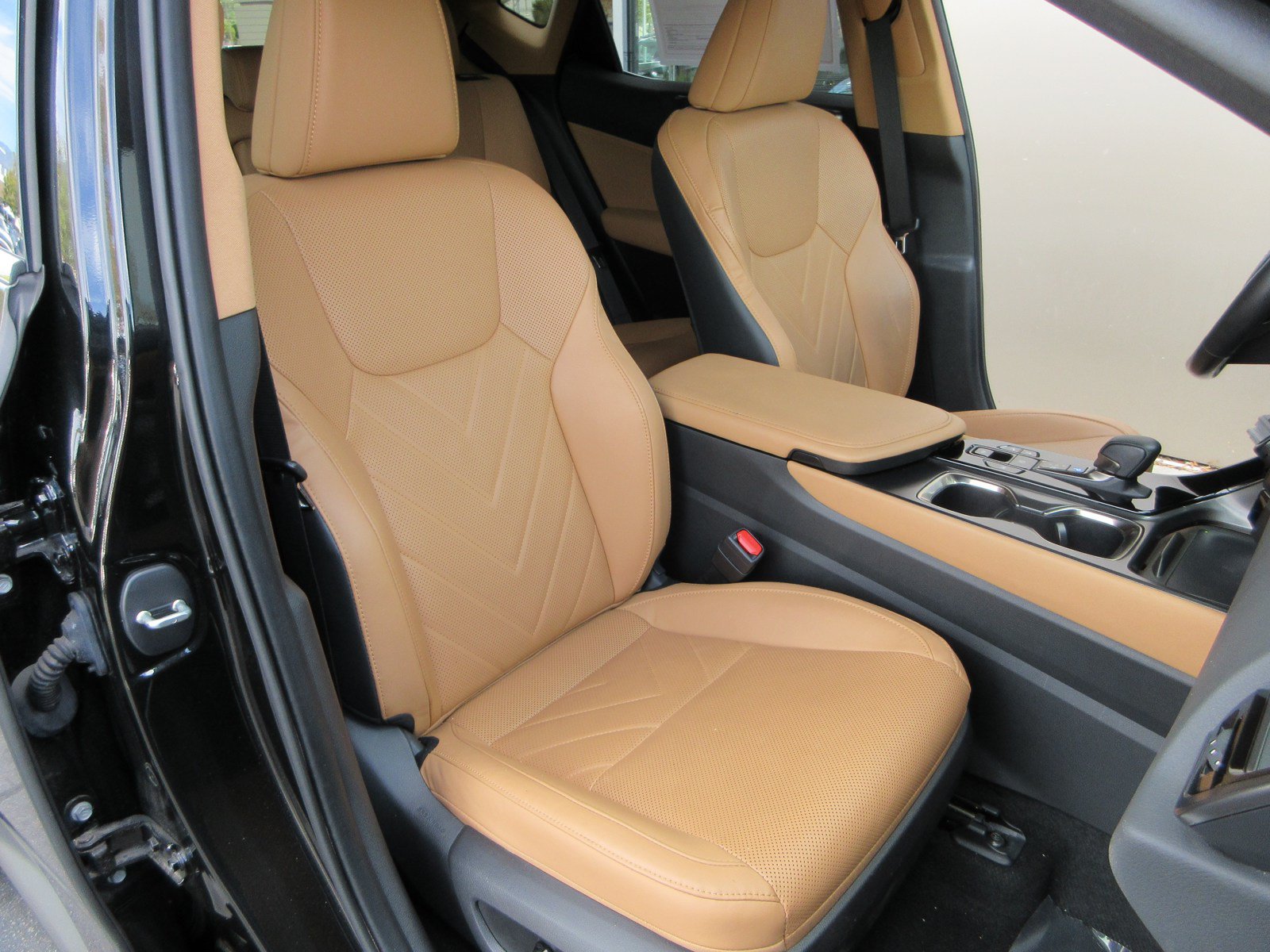 Used 2025 Lexus NX 350h AWD w/ Cold Area Package image 25