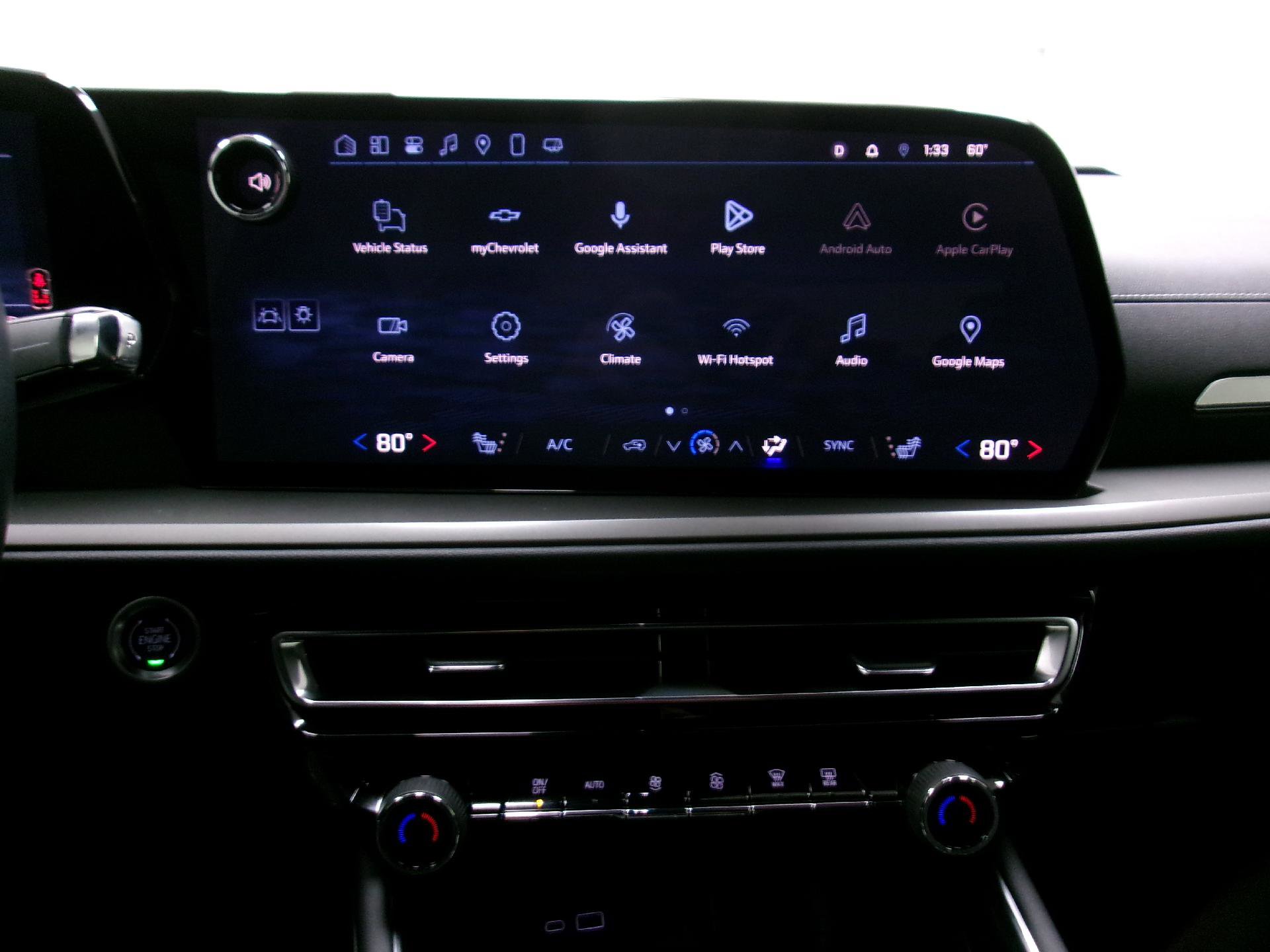 Certified 2025 Chevrolet Traverse LT w/ Driver Confidence Package image 13