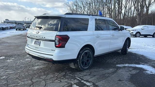 Certified 2022 Ford Expedition Max Limited image 4