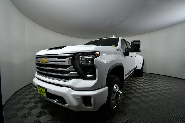 New 2026 Chevrolet Silverado 3500 High Country w/ Technology Package image 6