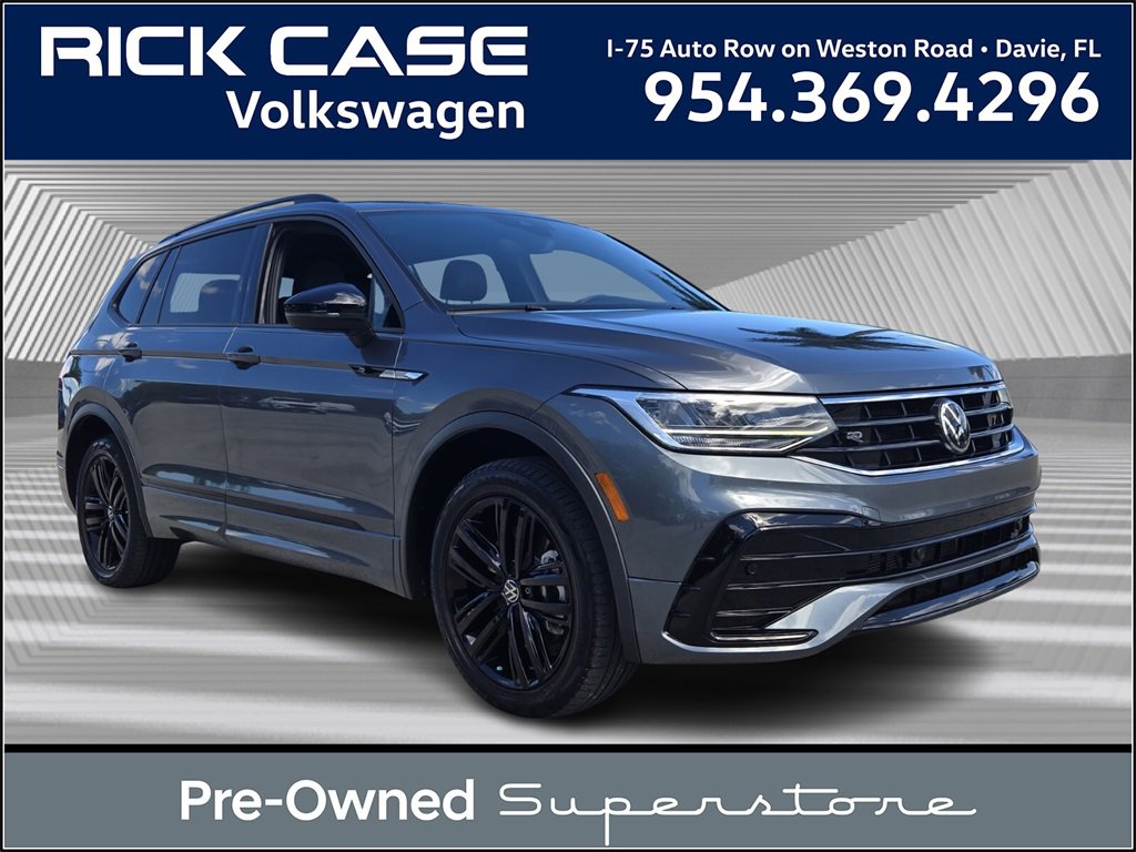 Certified 2022 Volkswagen Tiguan SE R-Line
