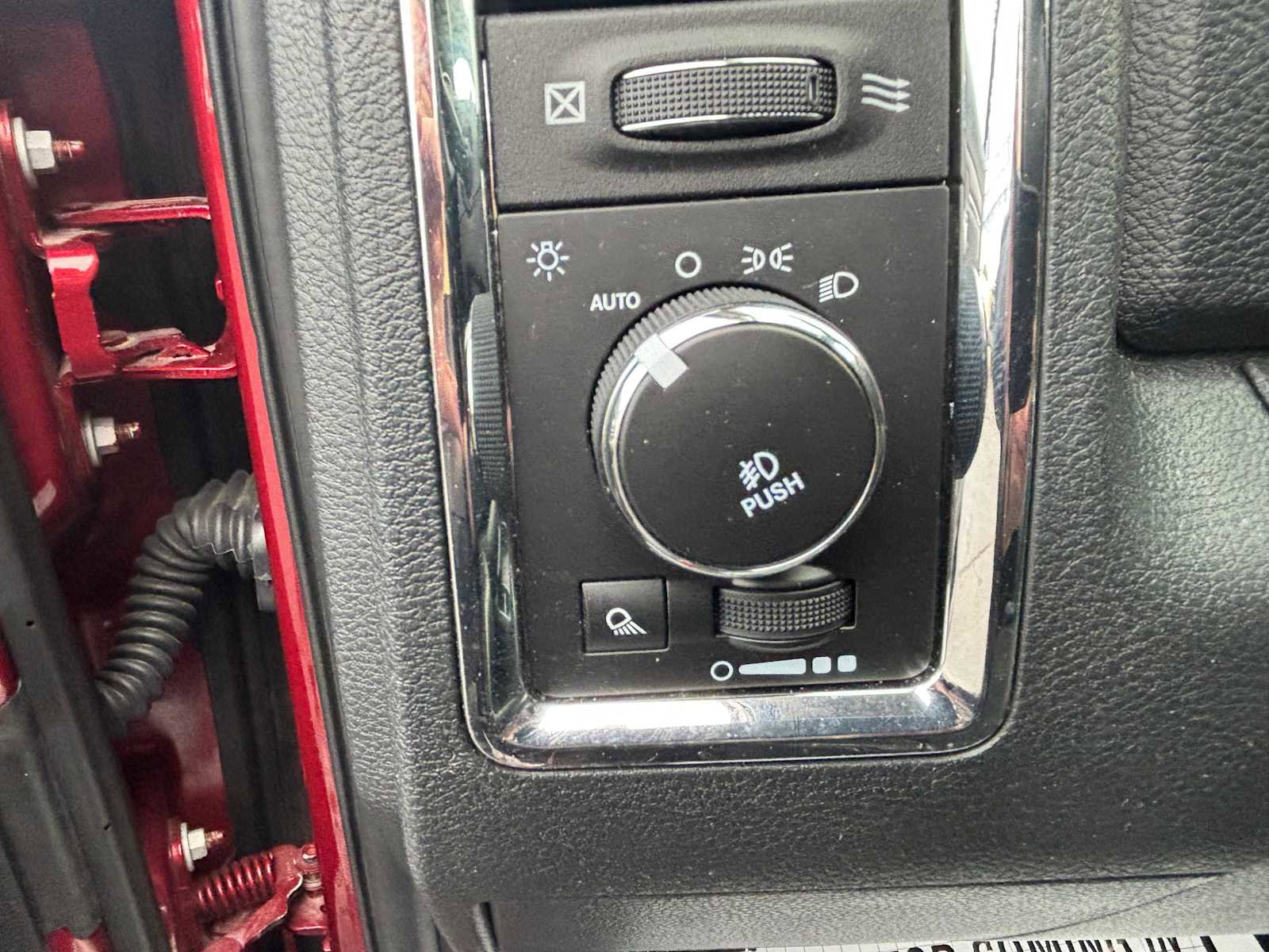 Used 2015 RAM 2500 Laramie image 18