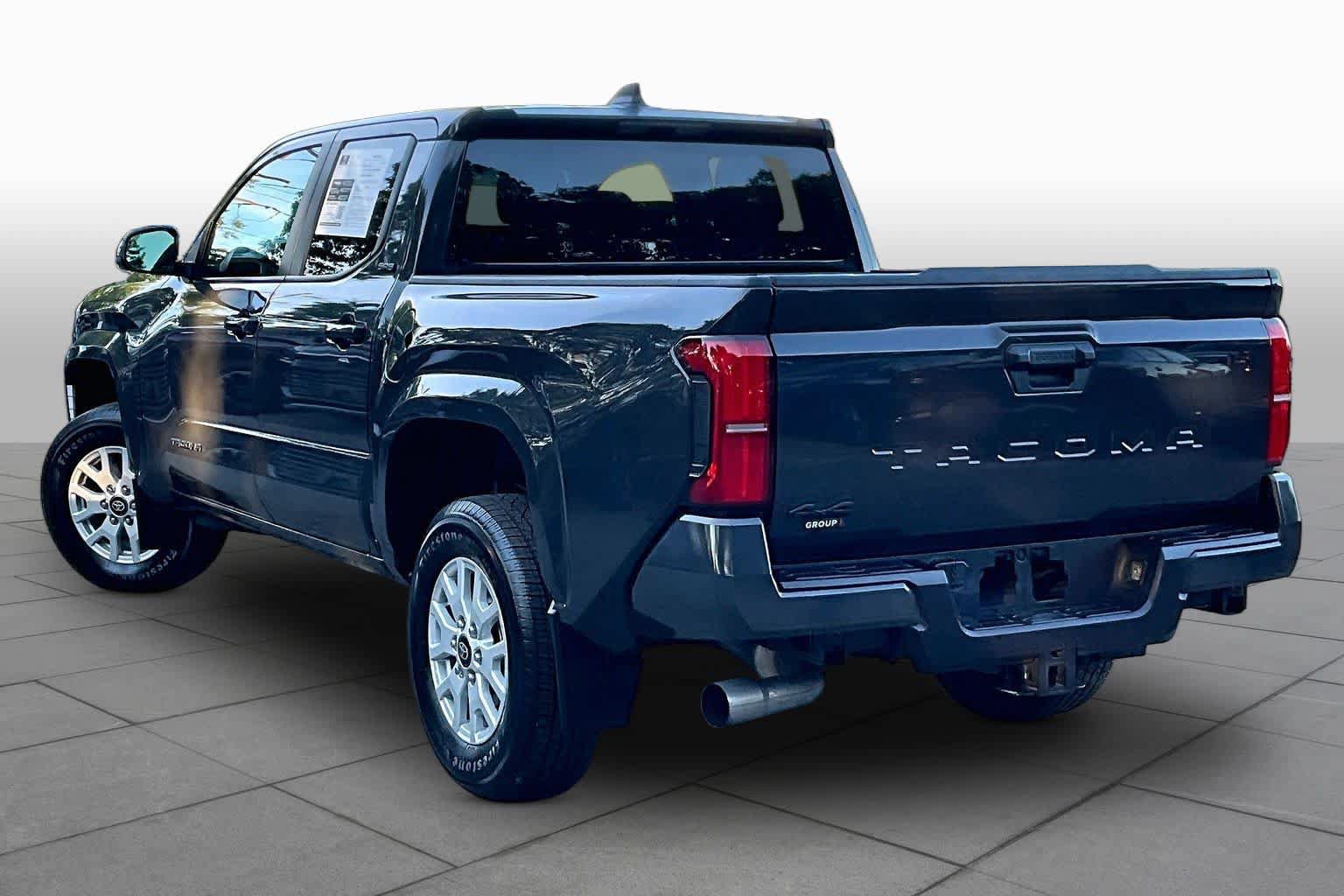 Certified 2024 Toyota Tacoma SR5 AWD/4WD image 12