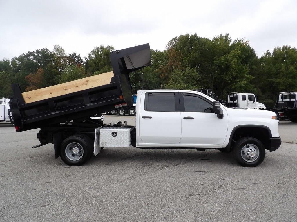 Used 2024 Chevrolet Silverado 3500 W/T w/ WT Convenience Package AWD/4WD image 9