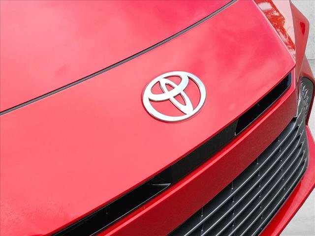 Certified 2026 Toyota Camry XLE FWD image 30