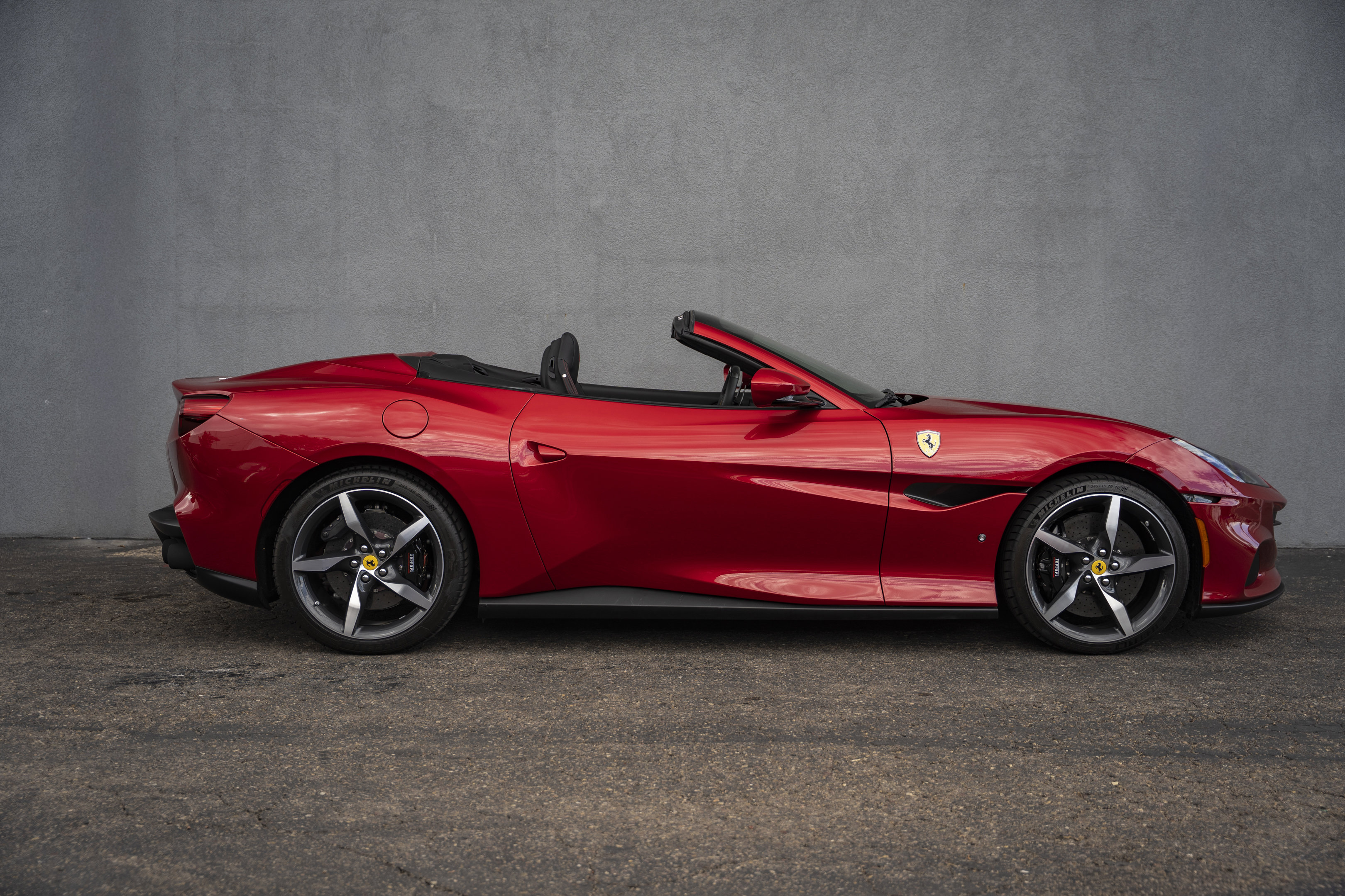 Certified 2023 Ferrari Portofino M image 7