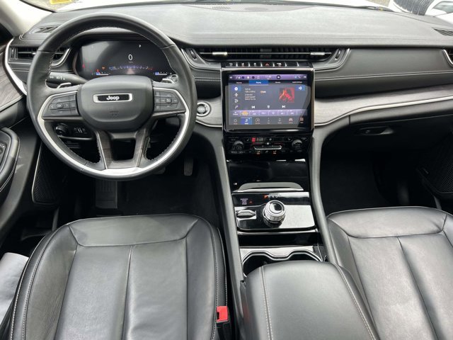 Used 2022 Jeep Grand Cherokee L Limited image 12