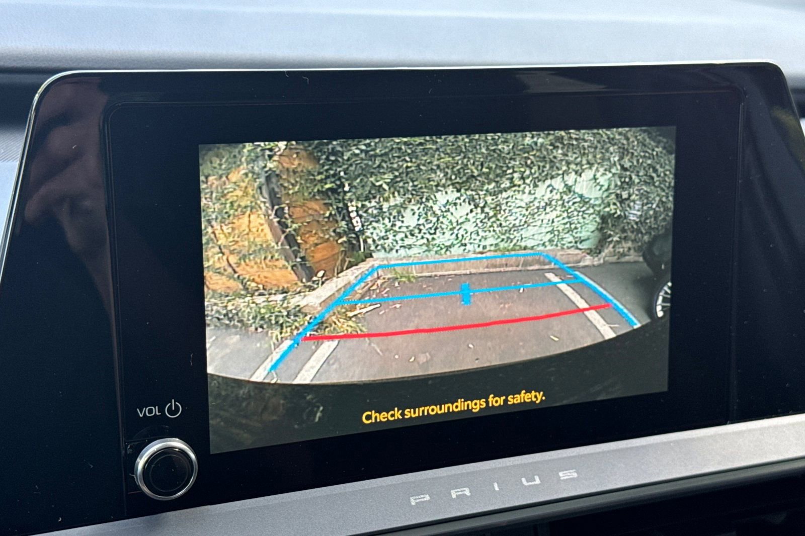 New 2026 Toyota Prius Plug-In Hybrid FWD image 22