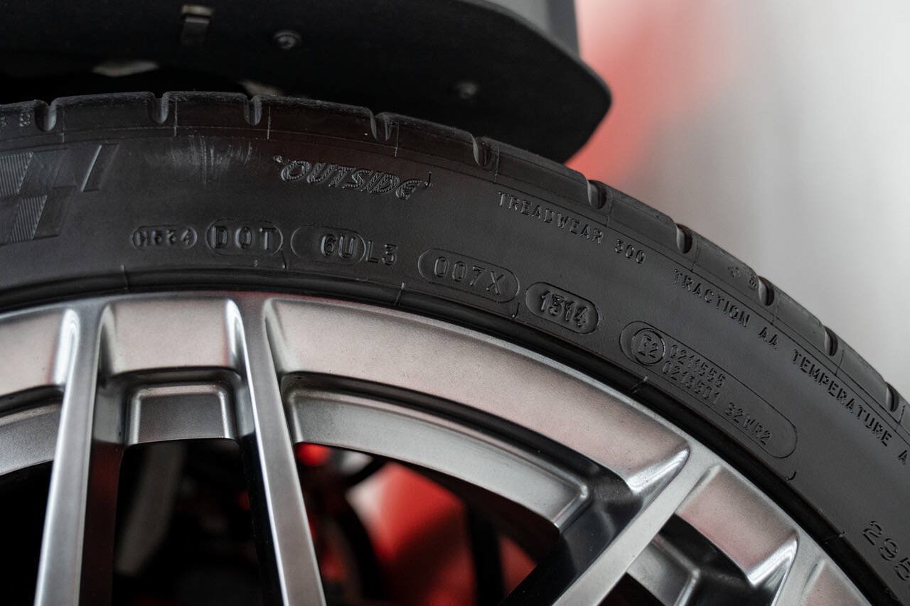 Used 2012 Ford Mustang Shelby GT500 w/ Electronics Pkg RWD image 36