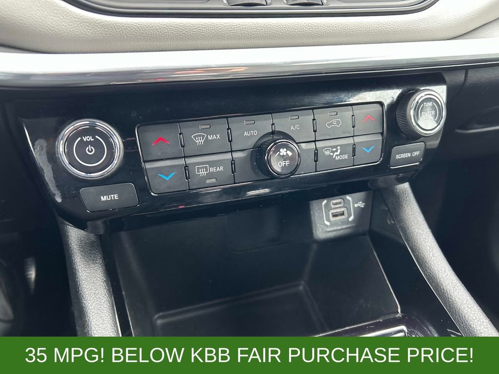 Used 2024 Jeep Compass Limited AWD/4WD image 30