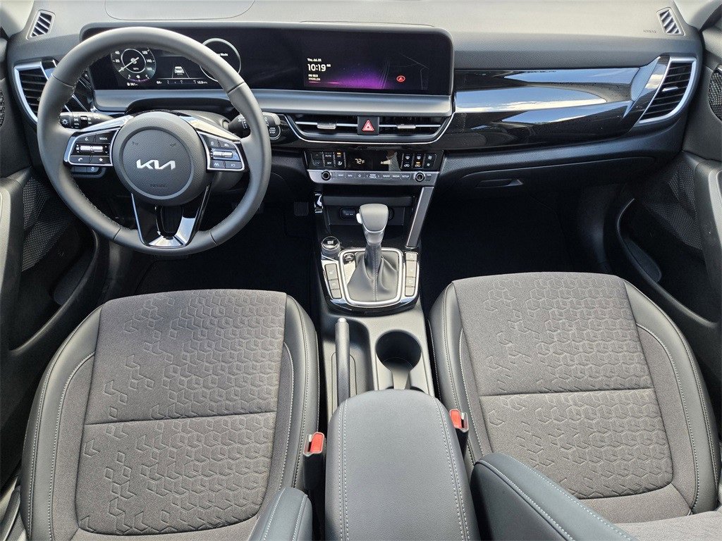 New 2025 Kia Seltos X-Line image 19