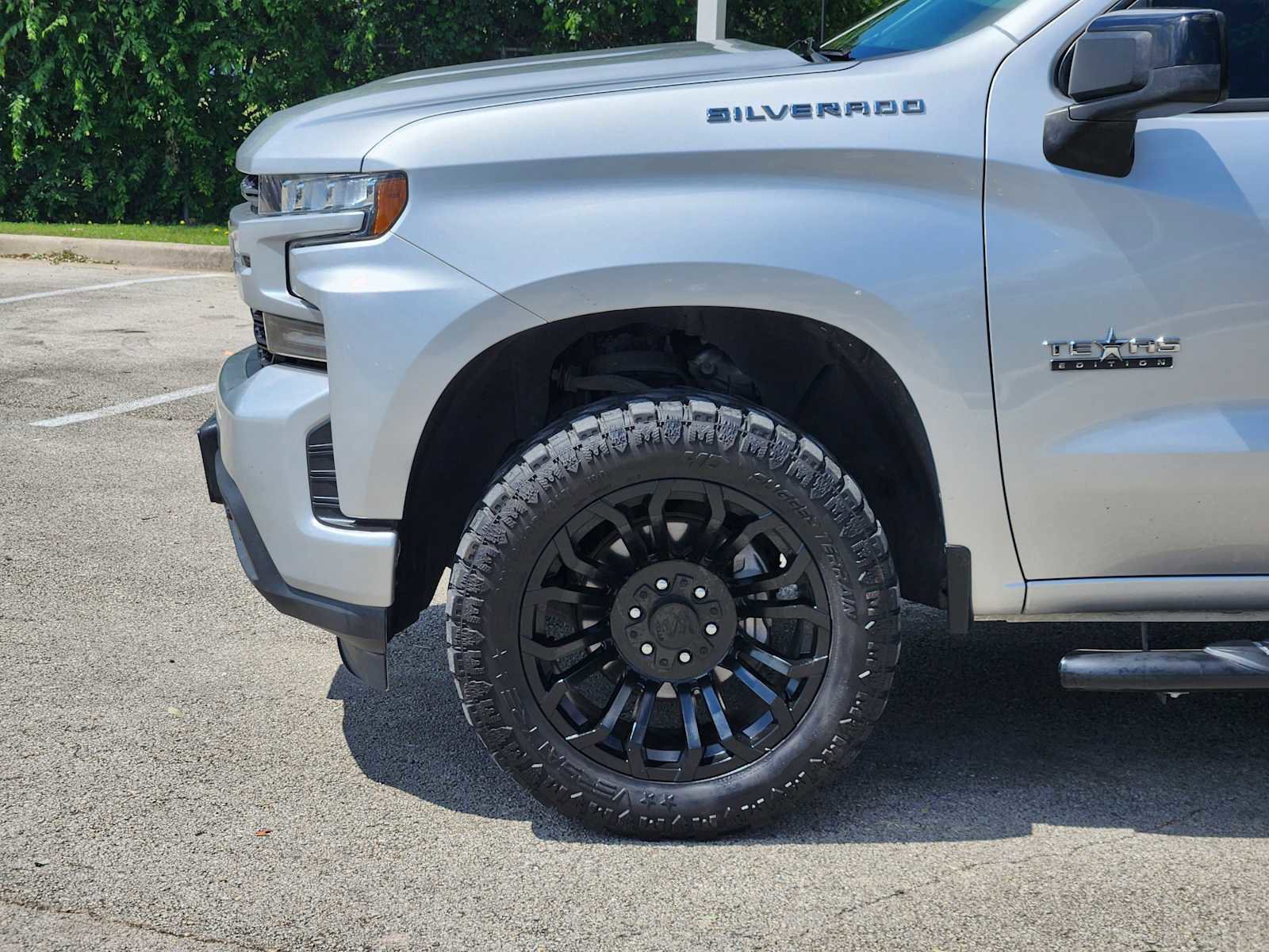 Used 2020 Chevrolet Silverado 1500 RST w/ Texas Edition RWD image 8