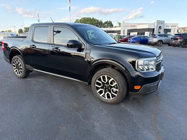 Used 2024 Ford Maverick Lariat AWD/4WD image 2
