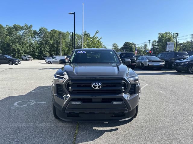 Used 2024 Toyota Tacoma SR5 AWD/4WD image 8