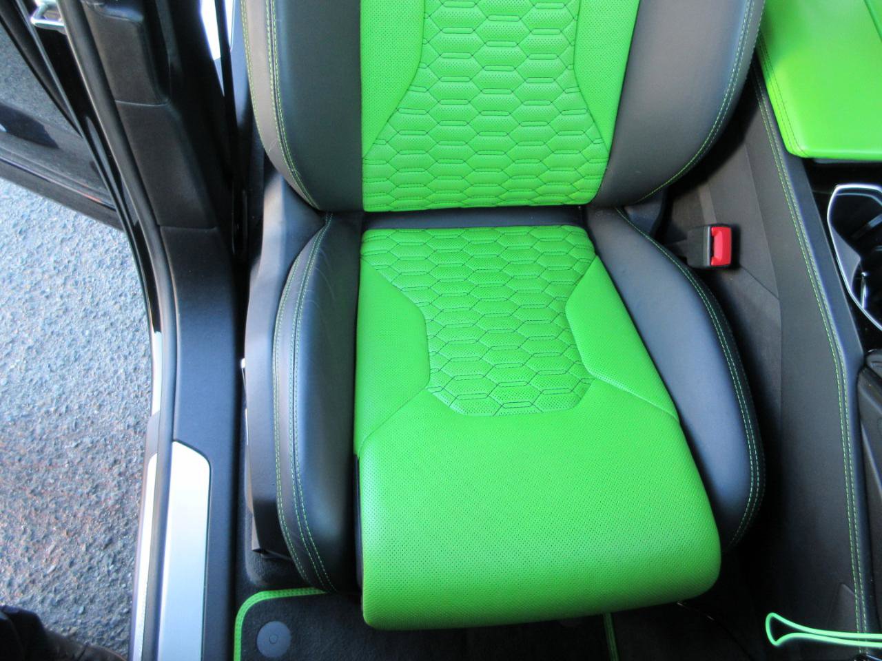 Used 2022 Lamborghini Urus image 29