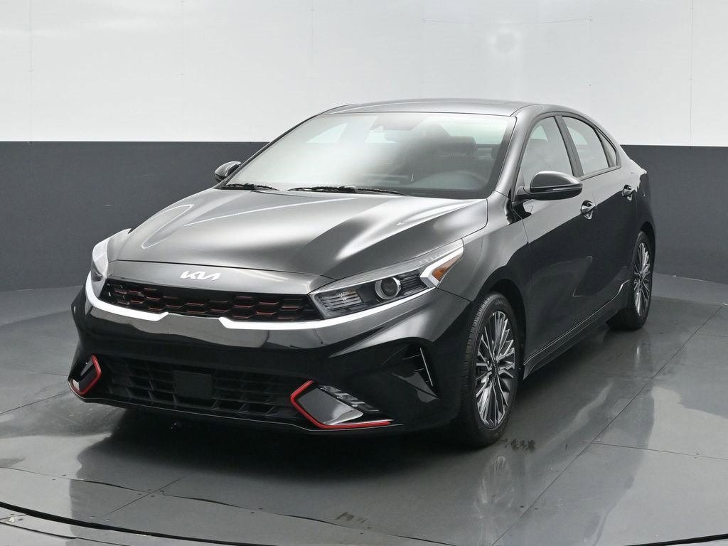 Used 2024 Kia Forte GT-Line w/ GT-Line Premium Package image 7