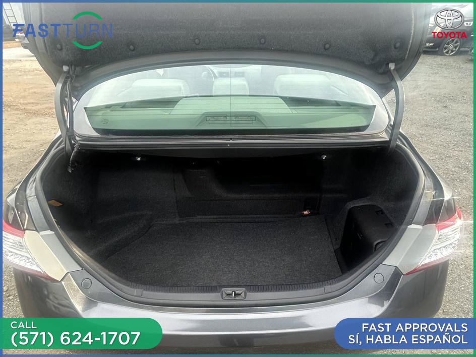 Used 2010 Toyota Camry Hybrid FWD image 33