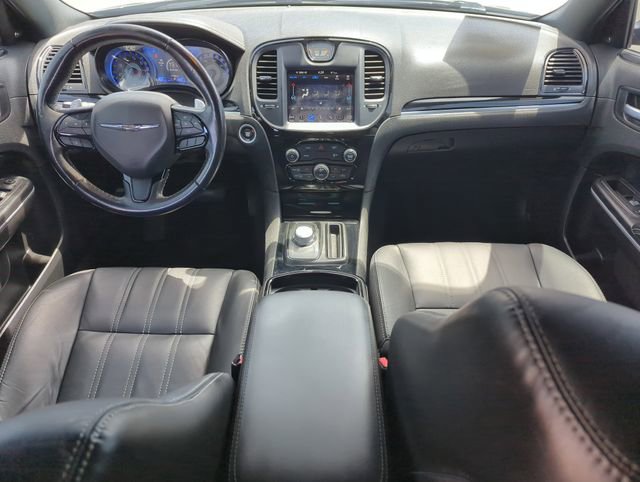 Used 2019 Chrysler 300 S RWD image 14