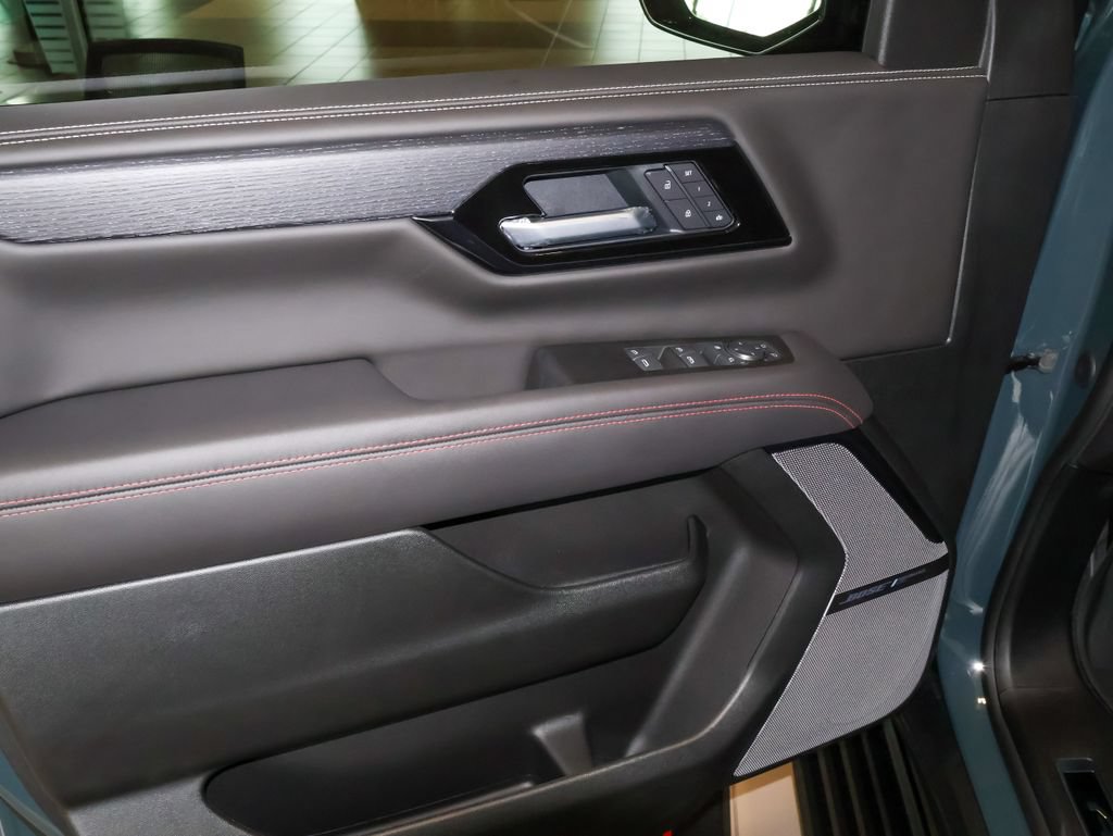 New 2026 GMC Yukon XL AT4 Ultimate AWD/4WD image 19