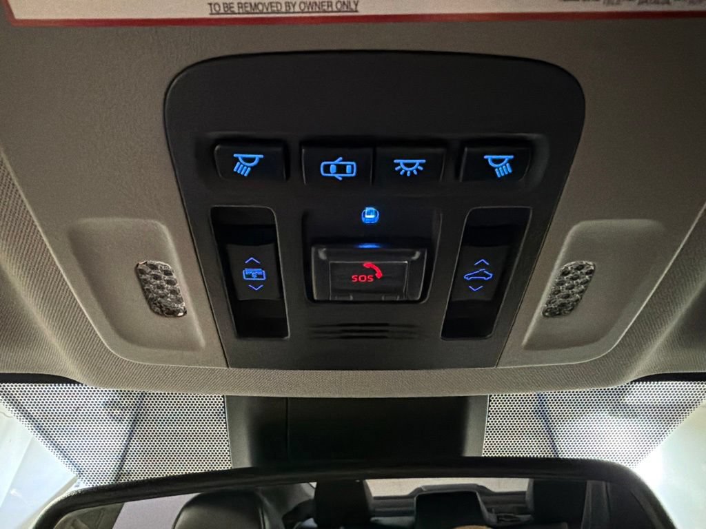 Used 2020 Toyota Camry XSE FWD image 25