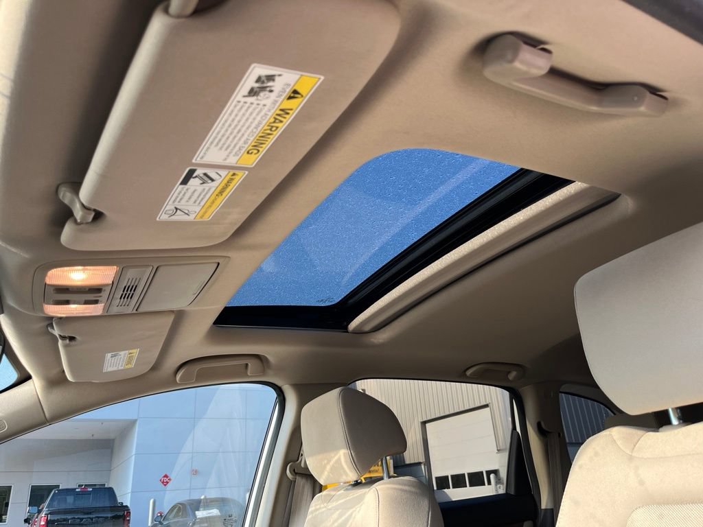 Used 2017 Honda CR-V EX image 7