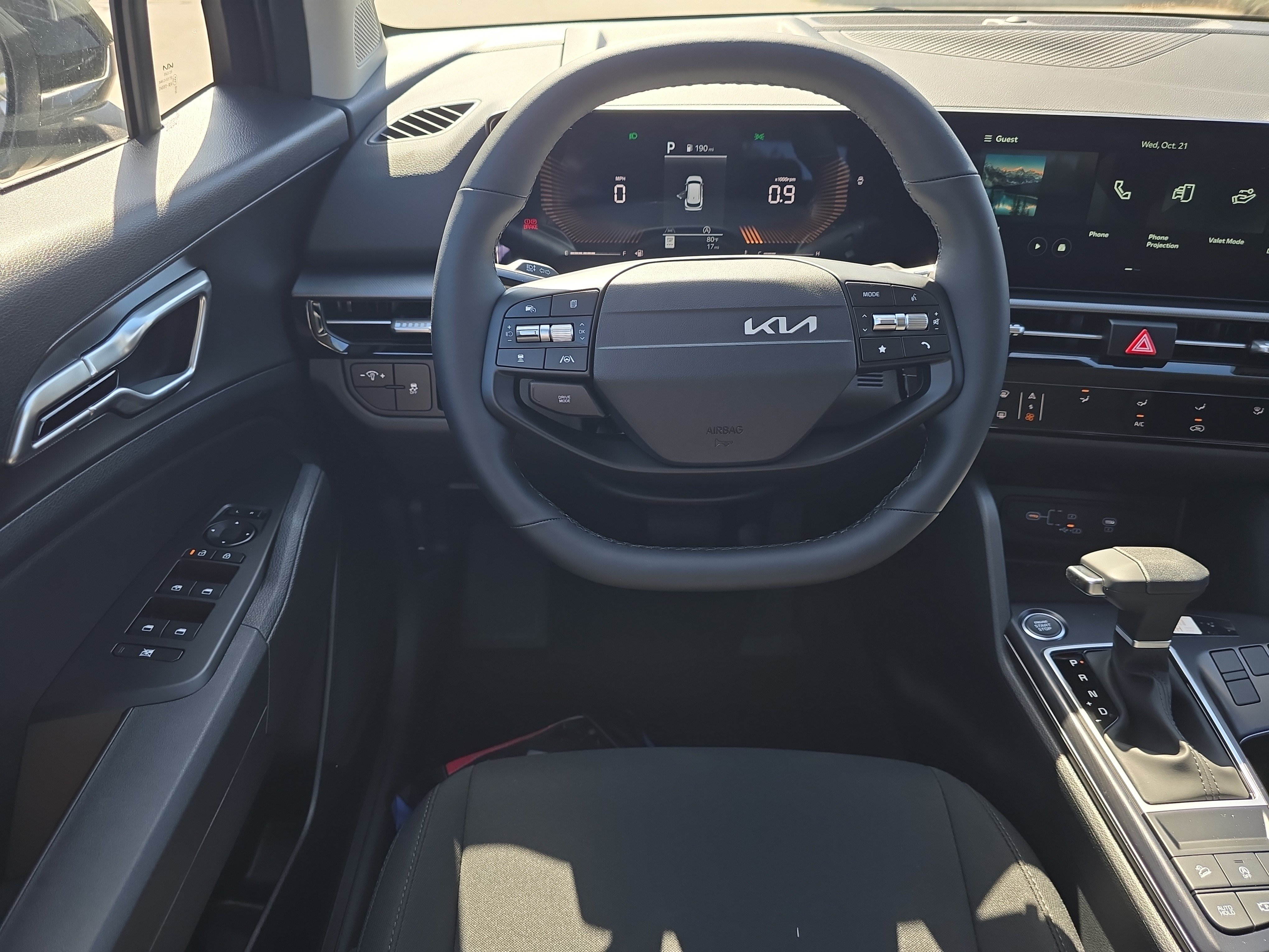 New 2027 Kia Sportage LX FWD image 13