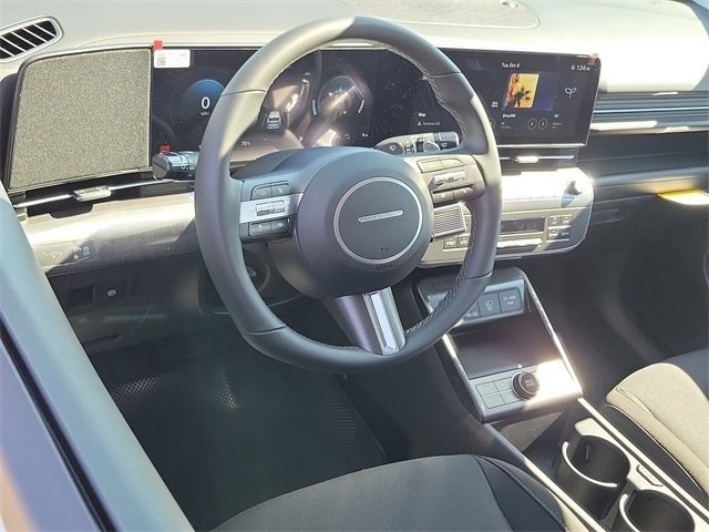 New 2025 Hyundai Kona SEL image 2