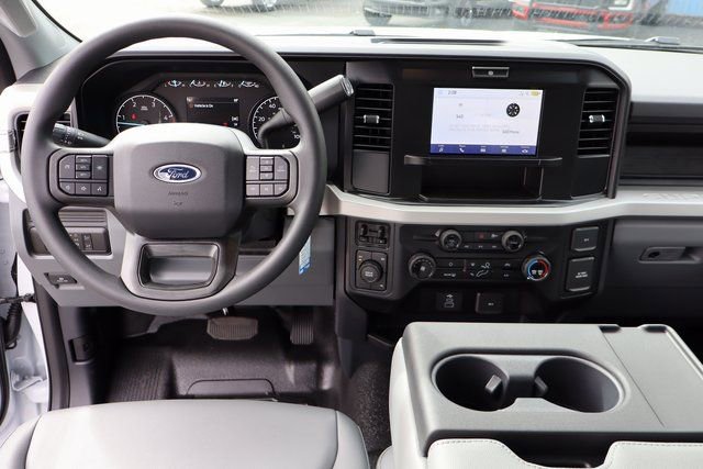 New 2026 Ford F550 4x4 Supercab Super Duty image 6