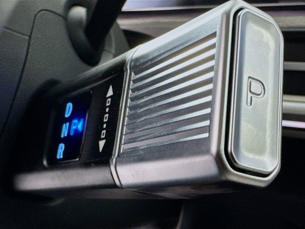 Used 2025 Hyundai Santa Fe Calligraphy image 21