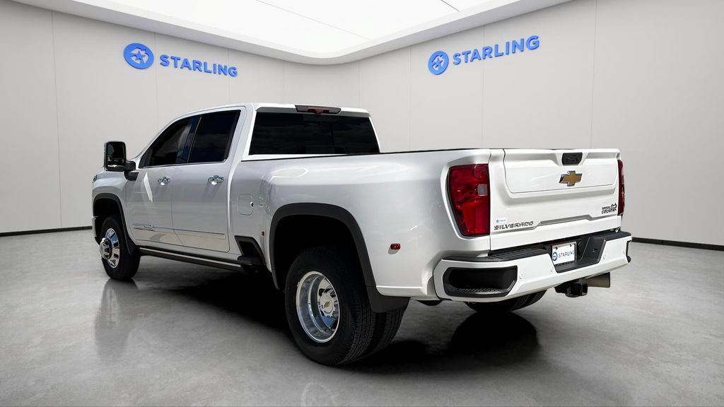 Certified 2024 Chevrolet Silverado 3500 High Country w/ High Country Premium Package AWD/4WD image 6